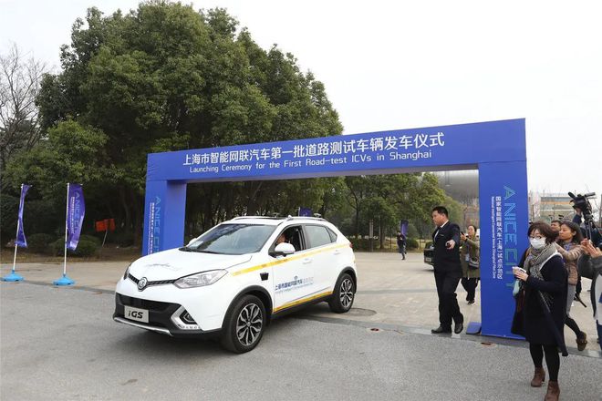 喜迎区七次党代会“这五年我看见了天上的‘嫦娥’(图18)