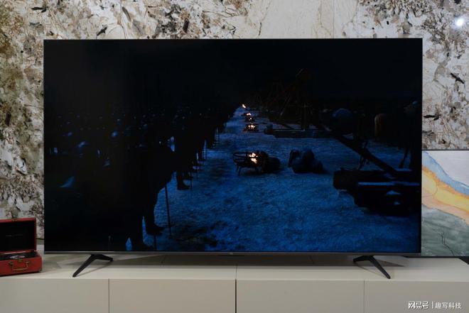 它是2024年最值得买的MiniLED电视？TCL85Q9K深度体验(图5)