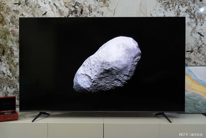它是2024年最值得买的MiniLED电视？TCL85Q9K深度体验(图7)
