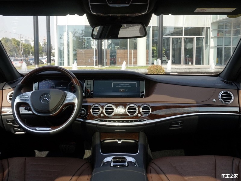 深圳凤阳汽车奔驰S级新能源售价131万起(图2)