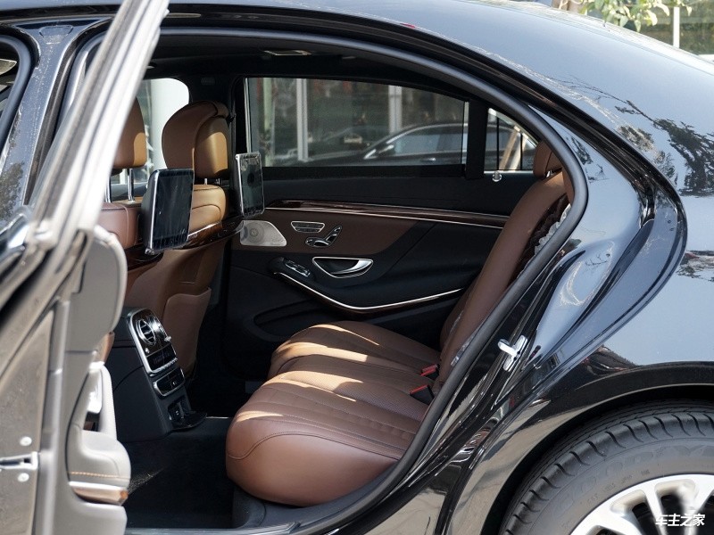 深圳凤阳汽车奔驰S级新能源售价131万起(图4)