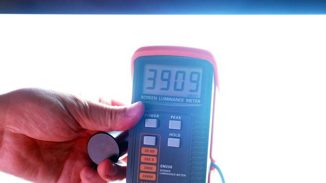 2024最值得买的MiniLED电视!TCL85Q10K评测(图12)