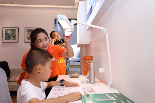 新晋“中华老字号”佛山照明闪耀第29届广州国际照明展览会(图4)