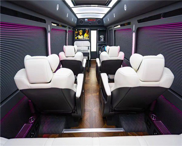 红旗国悦多少钱一辆红旗商务汽车红(图6)