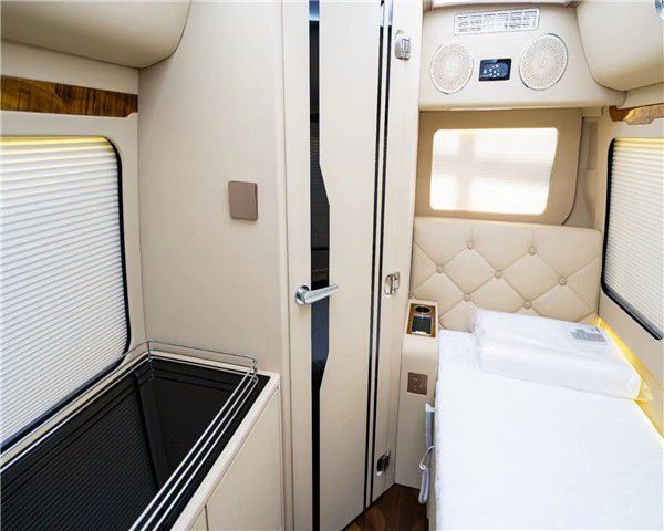 红旗国悦多少钱一辆红旗商务汽车红(图8)