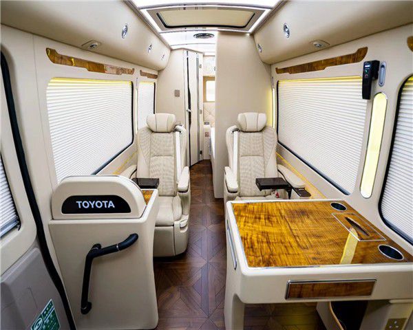 红旗国悦多少钱一辆红旗商务汽车红(图7)