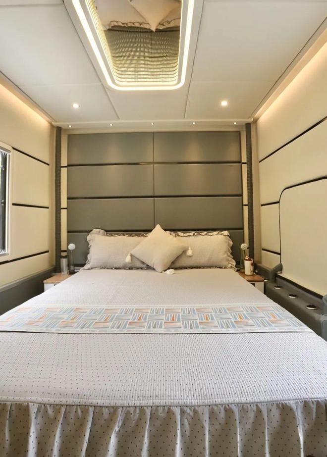 中国首台福特T8升层房车—S788正式亮相！1872㎡＋上下两层＋6座4卧长期旅居必备！(图24)