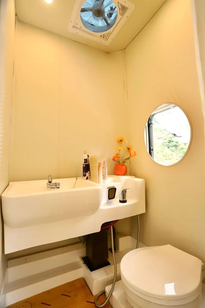 中国首台福特T8升层房车—S788正式亮相！1872㎡＋上下两层＋6座4卧长期旅居必备！(图29)