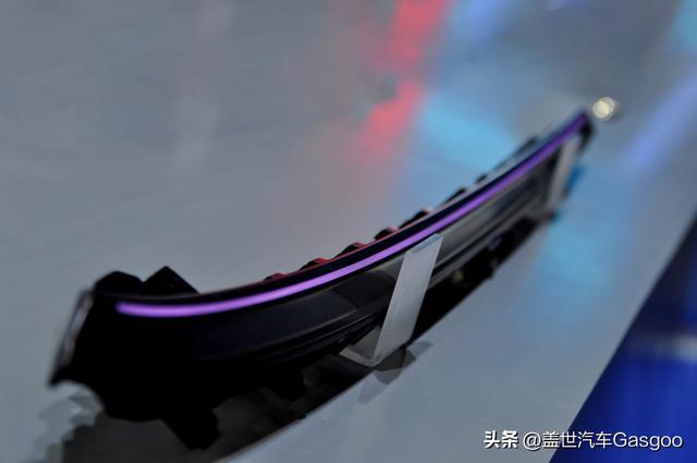 上海宇宙亮相ALE国际汽车灯展卓越技术实力引领智慧照明新风潮