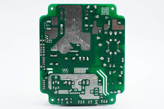 氮矽多颗氮化镓功率集成器助力铭伟泰200WLED适配器方案解析(图2)