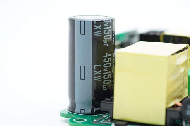 氮矽多颗氮化镓功率集成器助力铭伟泰200WLED适配器方案解析(图4)