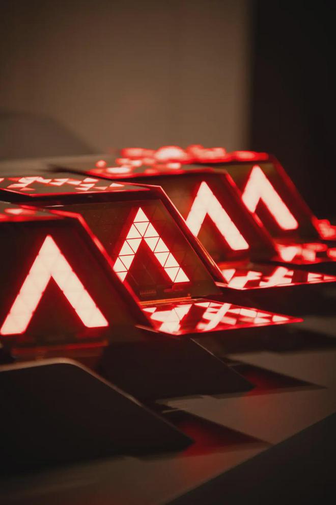 单项PK王：世界上只有两种车灯一种是奥迪一种是其他(图9)