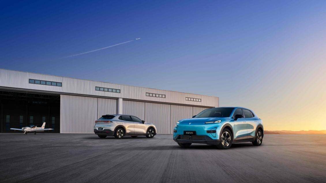 深蓝S05上市灯厂名号恐要易手(图1)