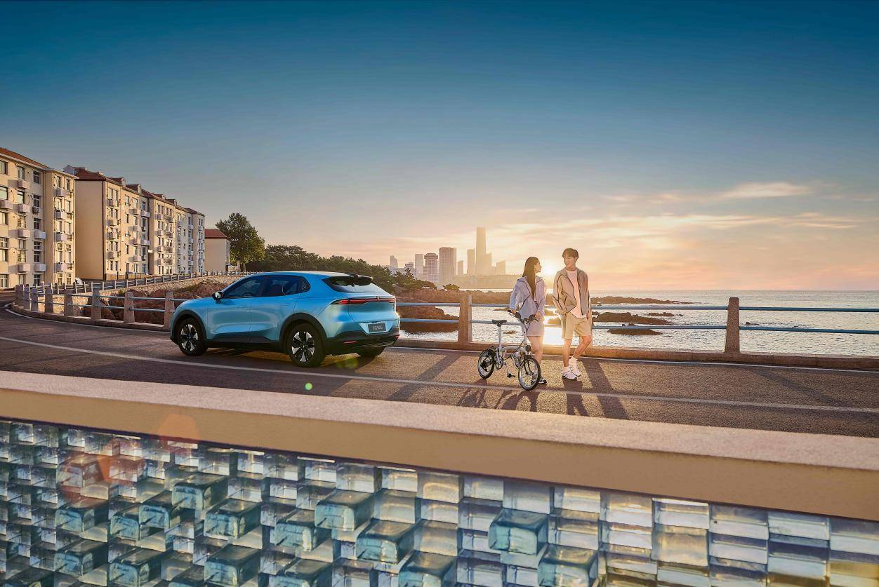 深蓝S05上市灯厂名号恐要易手(图4)