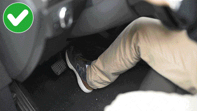 秋冬“团雾”来袭高速公路如何安全行车？技巧大揭秘！(图5)