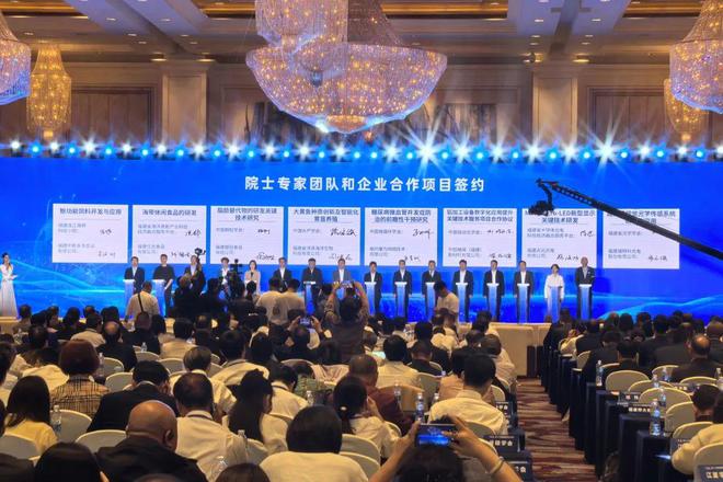 兆元光电与厦门大学签约合作共推MiniMicroLED技术发展