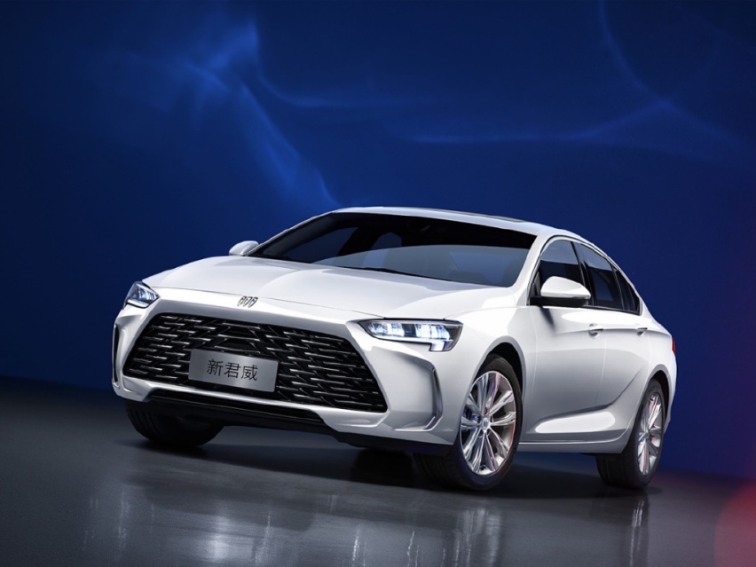 15万迈腾雅阁凯美瑞随便买！合资B级车比新能源更香？(图11)