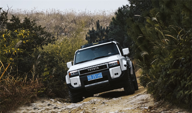 “普拉多英雄会”宁波解锁“普式”精致生活