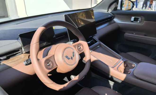 试驾五菱星光星光S加速轻快滤震好空间大(图7)