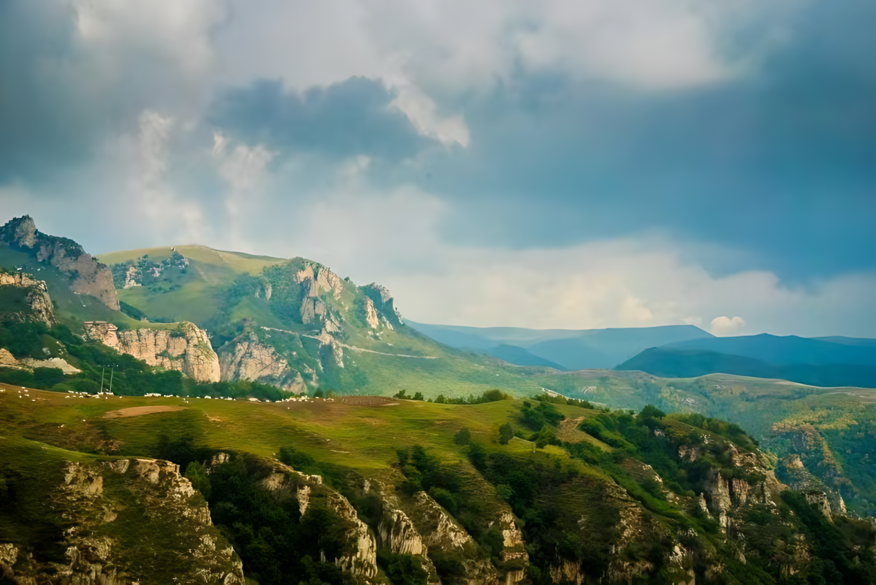 小天山立足资源禀赋深化多产业融合发展