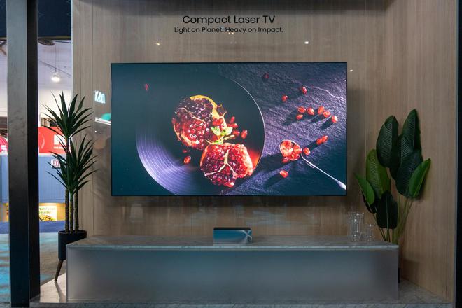 加速AI布局引领行业革新海信CES2025开启RGB-MiniLED新时代(图12)