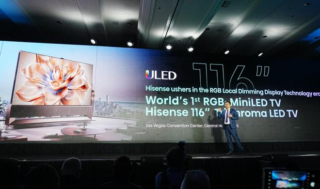 加速AI布局引领行业革新海信CES2025开启RGB-MiniLED新时代(图4)