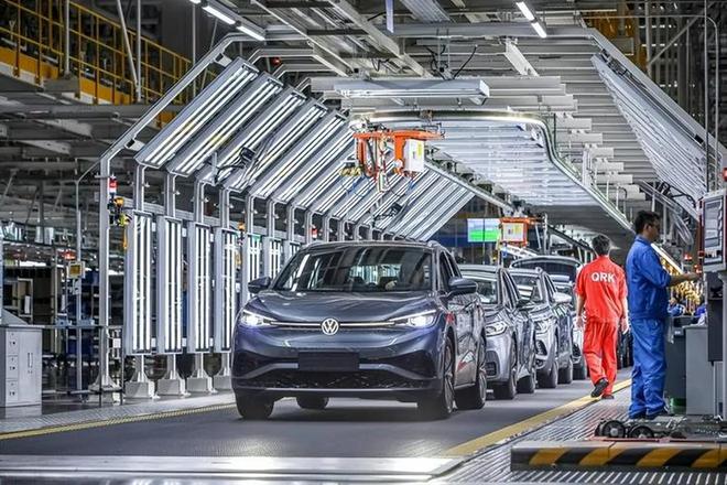 丹阳市林蓝汽车科技取得多尺寸汽车照明信号开孔设备专利便于根据不同形状照明信号调节(图2)