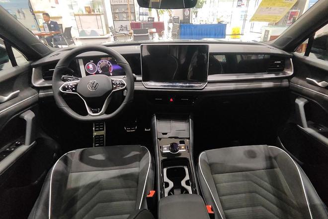 Deepseek+高阶智驾加持一汽-大众全新SUV智能油车扛把子(图5)