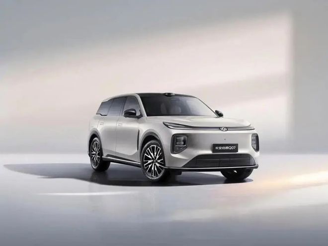 小米SU7Ultra等新车发布看LED车用百变(图8)