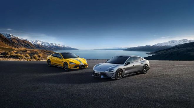 小米SU7Ultra等新车发布看LED车用百变(图2)