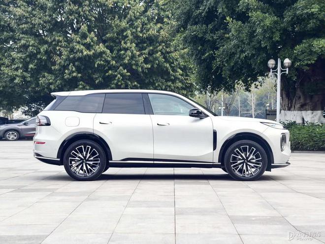 蓝鲸增程长安智驾加持长安启源Q07是最“理想”家庭SUV？(图3)