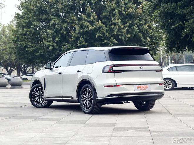 蓝鲸增程长安智驾加持长安启源Q07是最“理想”家庭SUV？(图5)