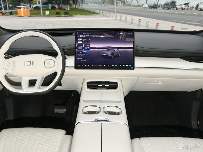 蓝鲸增程长安智驾加持长安启源Q07是最“理想”家庭SUV？(图10)