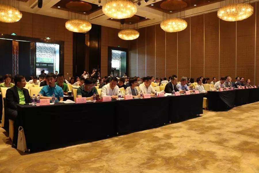 北京·祝融奖与光同行见证一场灯光革命的爆发(图1)