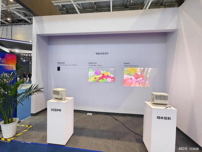 2024投影行业十大事件：4K+激光势猛LCoS挑战DLP车载成增长点