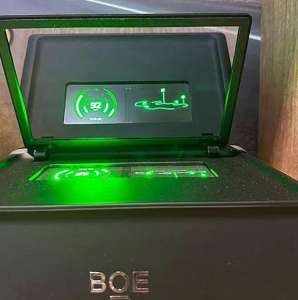 BOE、TCL华星、深天马等押注MicroLED：混战车载HUD市场胜算几何？(图1)