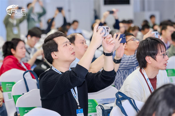 全球车灯风向标 2025ALE盛大启幕 点亮车灯未来之光(图10)