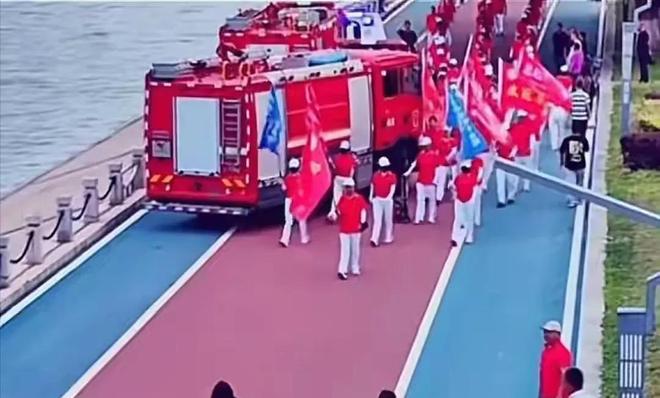 辽宁暴走团挡救护车后续：牵头人狡辩警方回应央媒点名批评(图3)