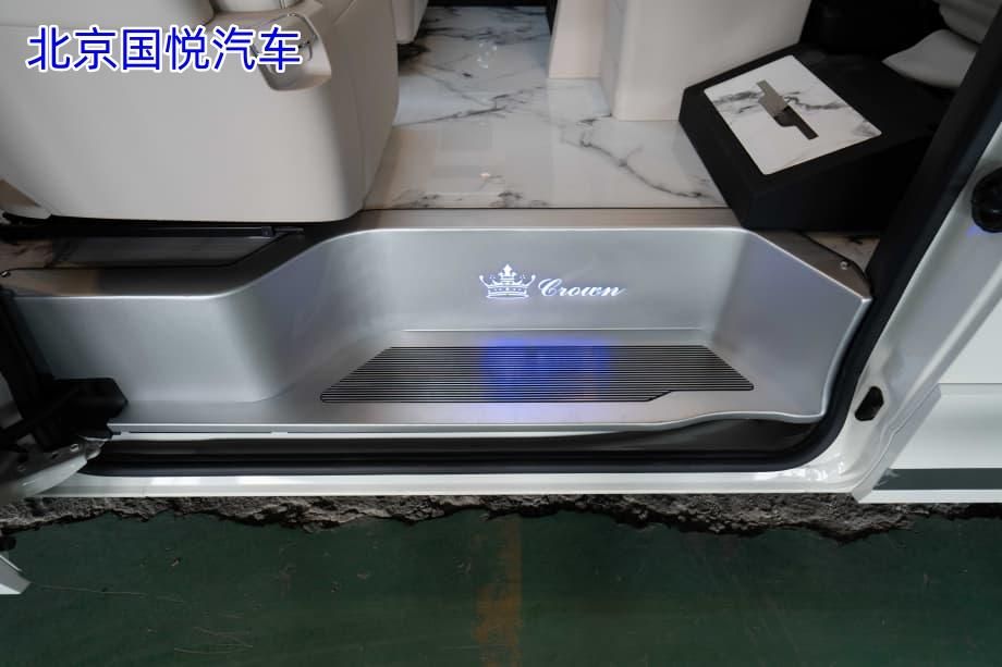 广东中山丰田海狮凯萨皇冠版优惠后的价格(图3)