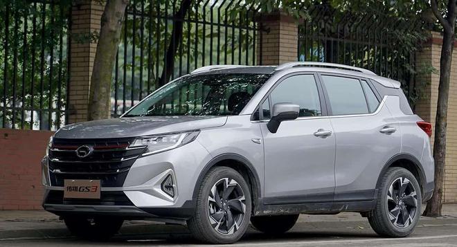 适合家用代步开的3款汽车灵活好开底盘稳油耗不到5毛(图2)