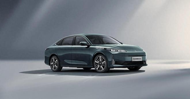 适合家用代步开的3款汽车灵活好开底盘稳油耗不到5毛(图3)