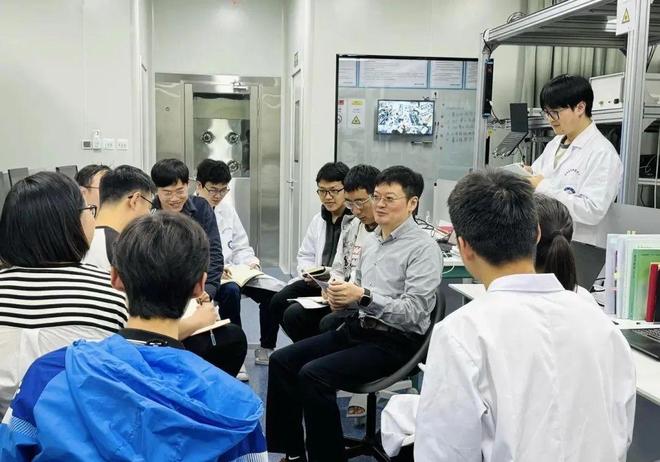 成都WEEKLY成都又现全球第一氮化镓量子光源芯片正式发布(图12)