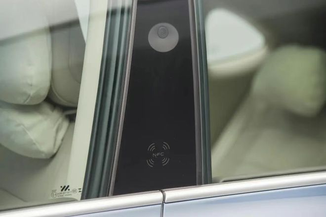 450km纯电续航+超级增程全新智己LS6上市售1979万起(图7)