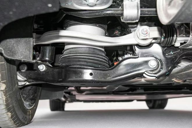 450km纯电续航+超级增程全新智己LS6上市售1979万起(图25)