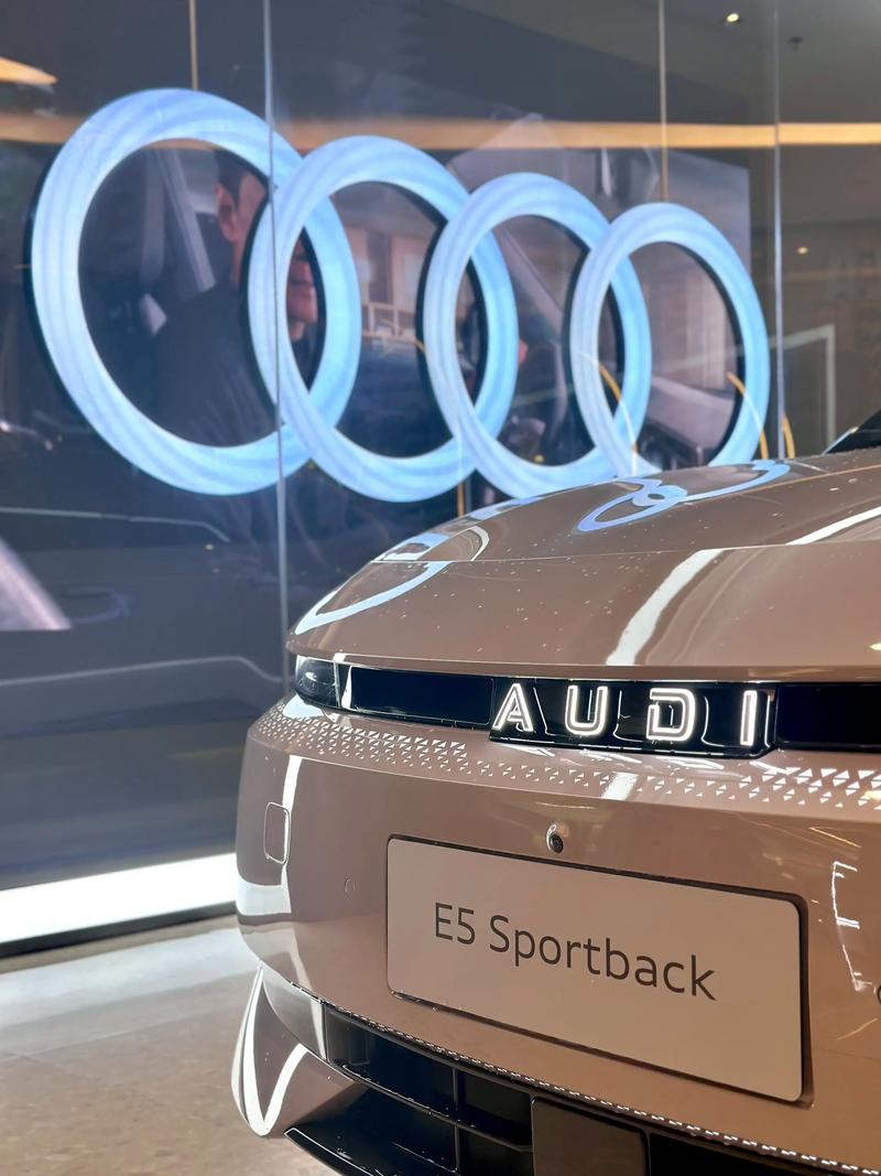 豪华品牌的电动转型代表奥迪E5Sportback(图3)