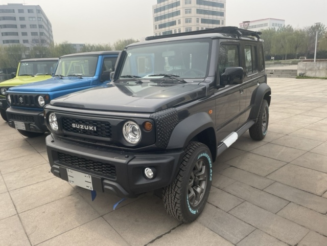 2026款铃木吉姆尼顶配15L10来万起步