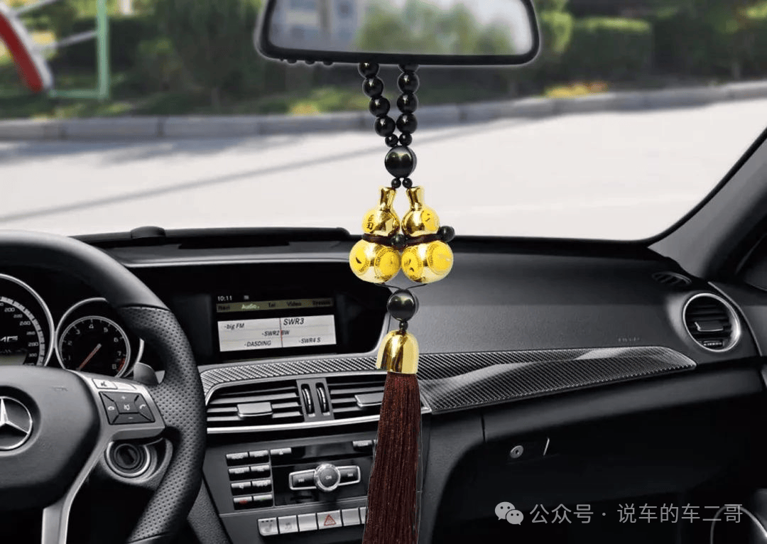 交警：10月1日起车上严禁加装这5类东西不扔的话将严惩