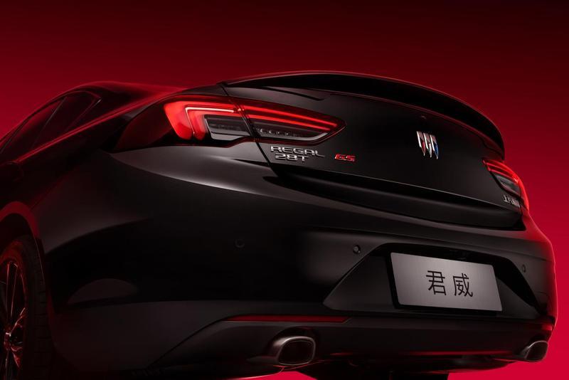 别克君威正式推出全新“曜黑竞速套件”限时优惠价3000元(图3)