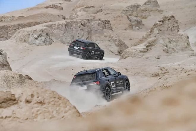 巅峰机械魅力德系V6座驾新奥迪Q7(图7)