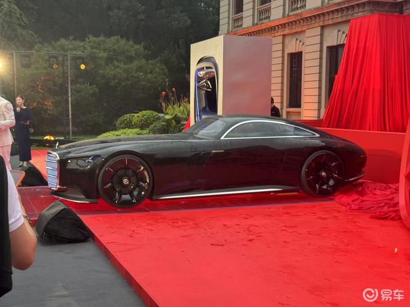 梅赛德斯-奔驰VisionIconic概念车首发设计语言全新升级(图2)